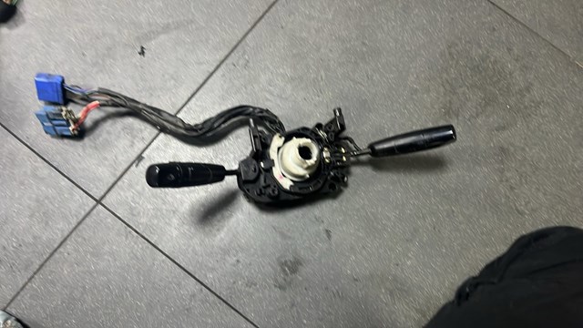 Подрулевой переключатель — фото 2