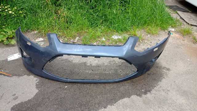 Бампер передній