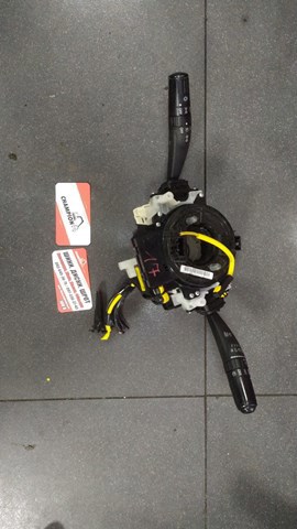 Під рульовий перемикач