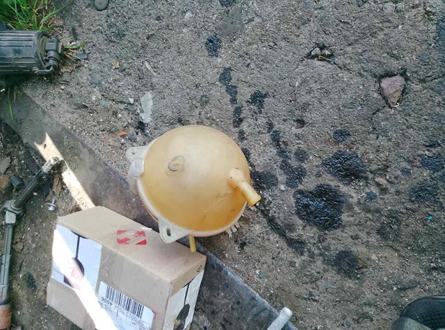 Бачок системы охлаждения расширительный — фото 4