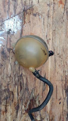 Бачок системы охлаждения расширительный — фото 13