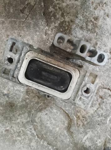 Подушка (опора) двигуна, права — фото 5