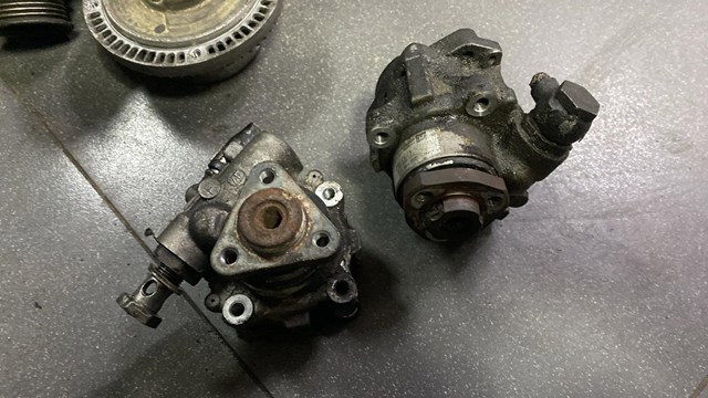 Насос гидроусилителя руля (ГУР) — фото 2