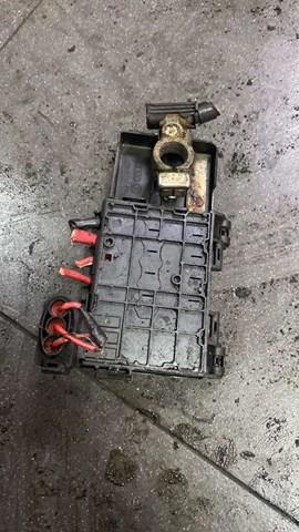 Блок предохранителей volkswagen golf 4 1997-2005 — фото 3