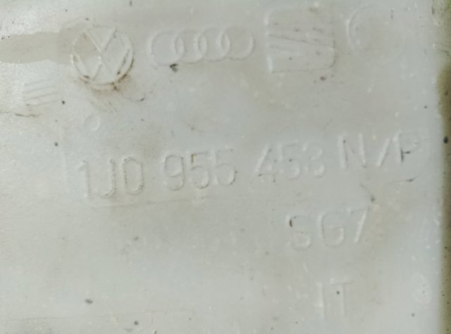 Бачок омивача скла — фото 3