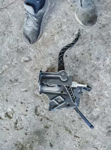 Педаль газу (акселератора) — фото 10