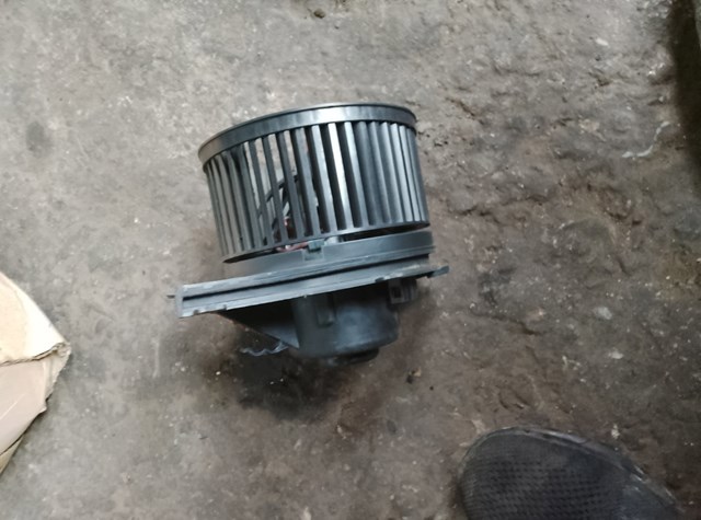 Мотор вентилятора печки (отопителя салона) — фото 6