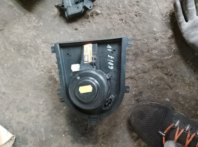 Мотор вентилятора печки (отопителя салона) — фото 5