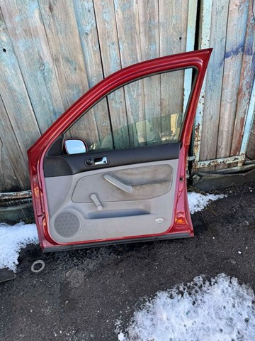 Дверь передняя правая — фото 9