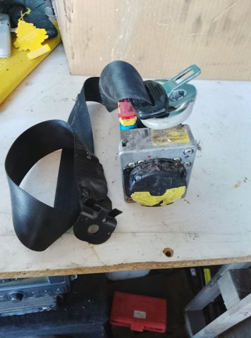 Ремінь безпеки — фото 8