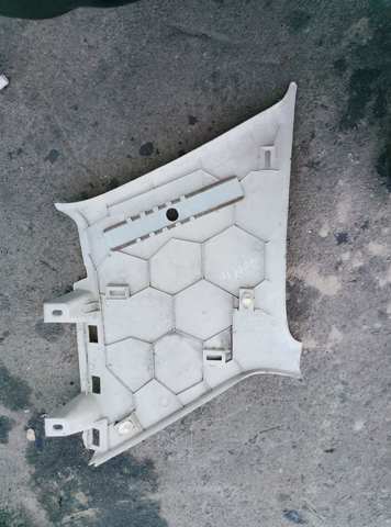 Оздоблення стійки — фото 3