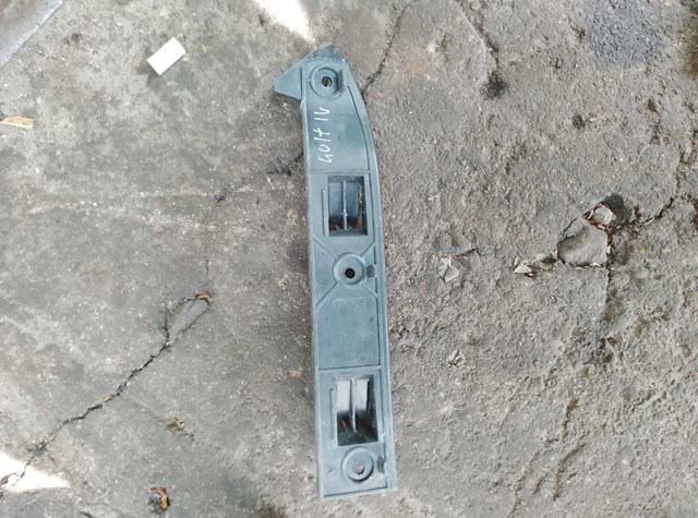 Кронштейн бампера переднього, лівий — фото 2