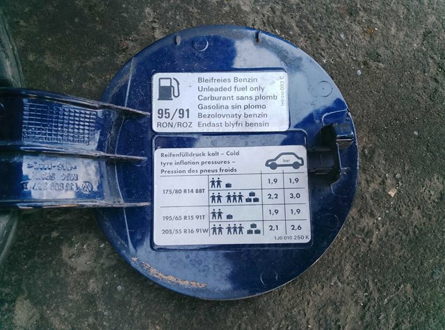 Лючок бензобака/паливного бака — фото 4