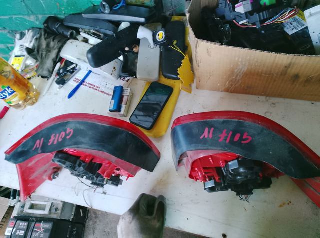 Фонарь задний правый — фото 6