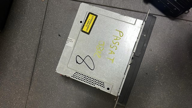 Магнитола (радио AM/FM) — фото 2