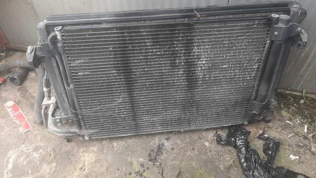 Радиатор охлаждения двигателя — фото 3