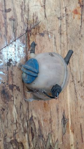 Бачок системи охолодження, розширювальний — фото 4