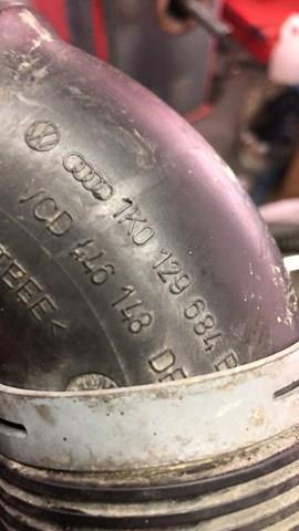 Патрубок воздушный, выход воздушного фильтра — фото 2