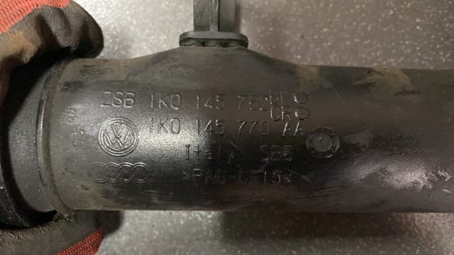 Шланг/патрубок інтеркулера, лівий — фото 2