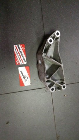 Кронштейн подушки (опори) двигуна, лівої — фото 3