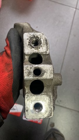 Кронштейн подушки (опори) двигуна, лівої — фото 4