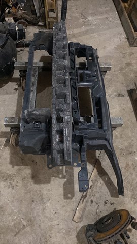 Суппорт радиатора в сборе (монтажная панель крепления фар) — фото 2