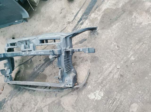 Панель передня — фото 3