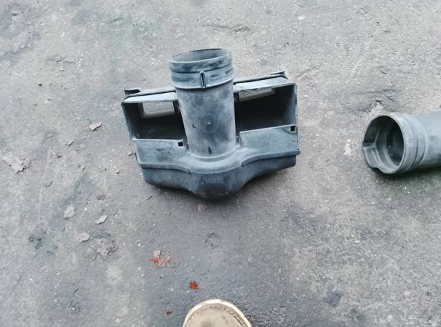 Воздухозаборник воздушного фильтра — фото 5