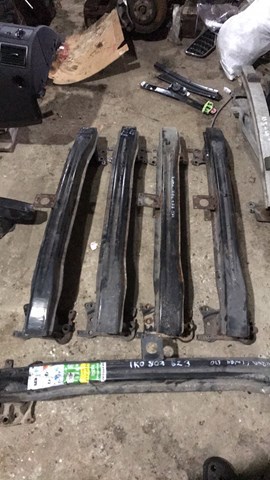 Усилитель бампера переднего — фото 3