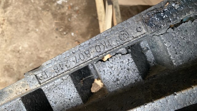 Молдинг бампера переднего левый — фото 2