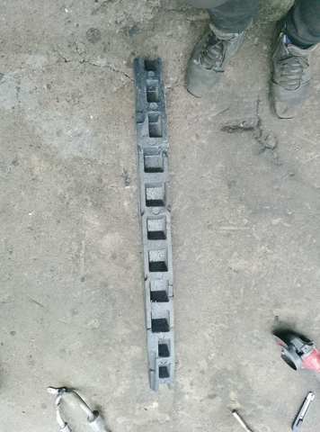 Молдинг переднього бампера, лівий — фото 3