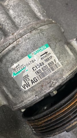 Компрессор кондиционера — фото 2