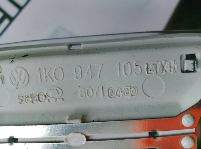 Плафон освітлення кабіни — фото 2