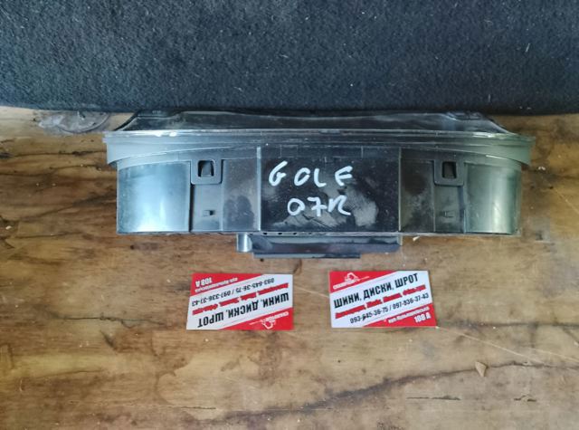 Щиток приборів — фото 2