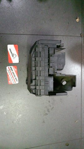 Кришка блока запобіжників — фото 3