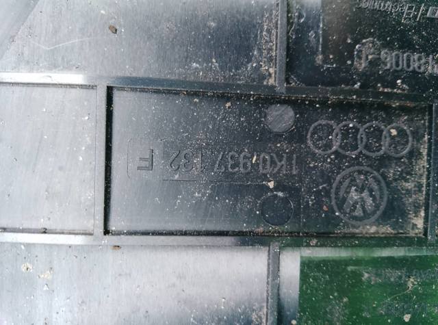 Кришка блока запобіжників — фото 5