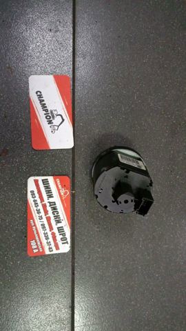 Перемикач світла фар, на торпеді — фото 2