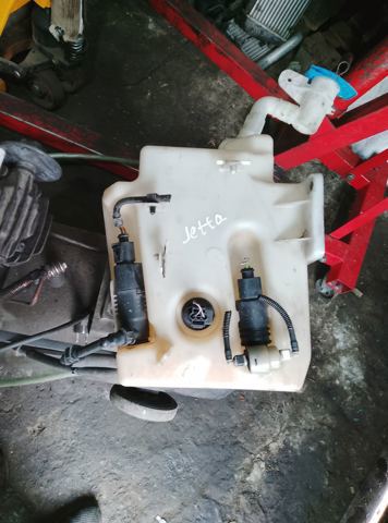 Бачок омивача скла — фото 4