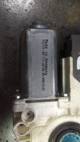 Двигун склопідіймача двері передньої, лівої — фото 7