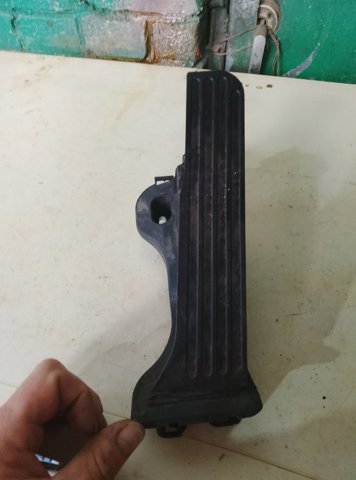 Педаль газу (акселератора) — фото 4