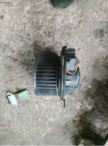 Мотор вентилятора печки (отопителя салона) — фото 6