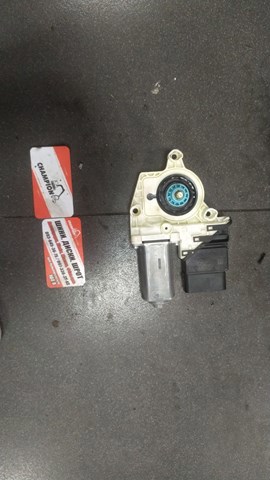 Двигун стеклопод'емника двері задньої, правої — фото 3