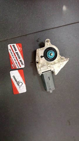 Двигун стеклопод'емника двері задньої, правої — фото 7