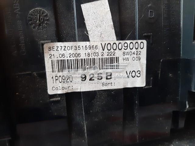 приборная панель Leon 2 — фото 2