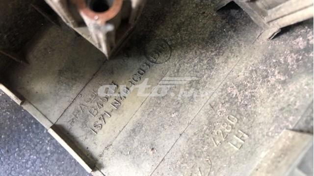 накладка заднього бампера права — фото 2