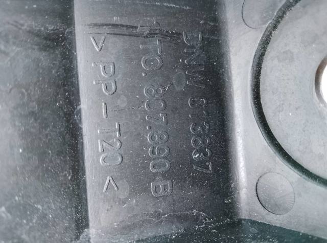 Кронштейн бампера переднього, правий — фото 3