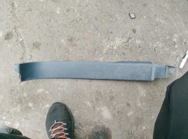 Накладка порога задняя правая — фото 3