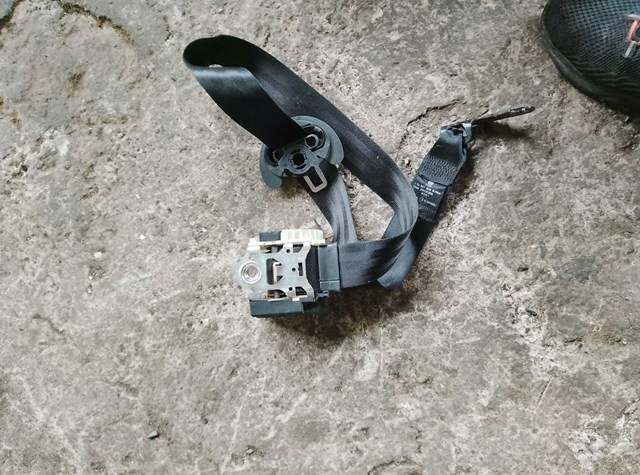 Ремінь безпеки — фото 3