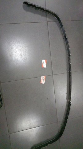 Накладка бампера переднього — фото 2