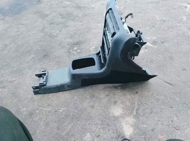 Центральная консоль — фото 3